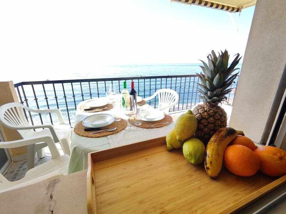 Fuengirola Frente Al Mar Apt Kültér fotó